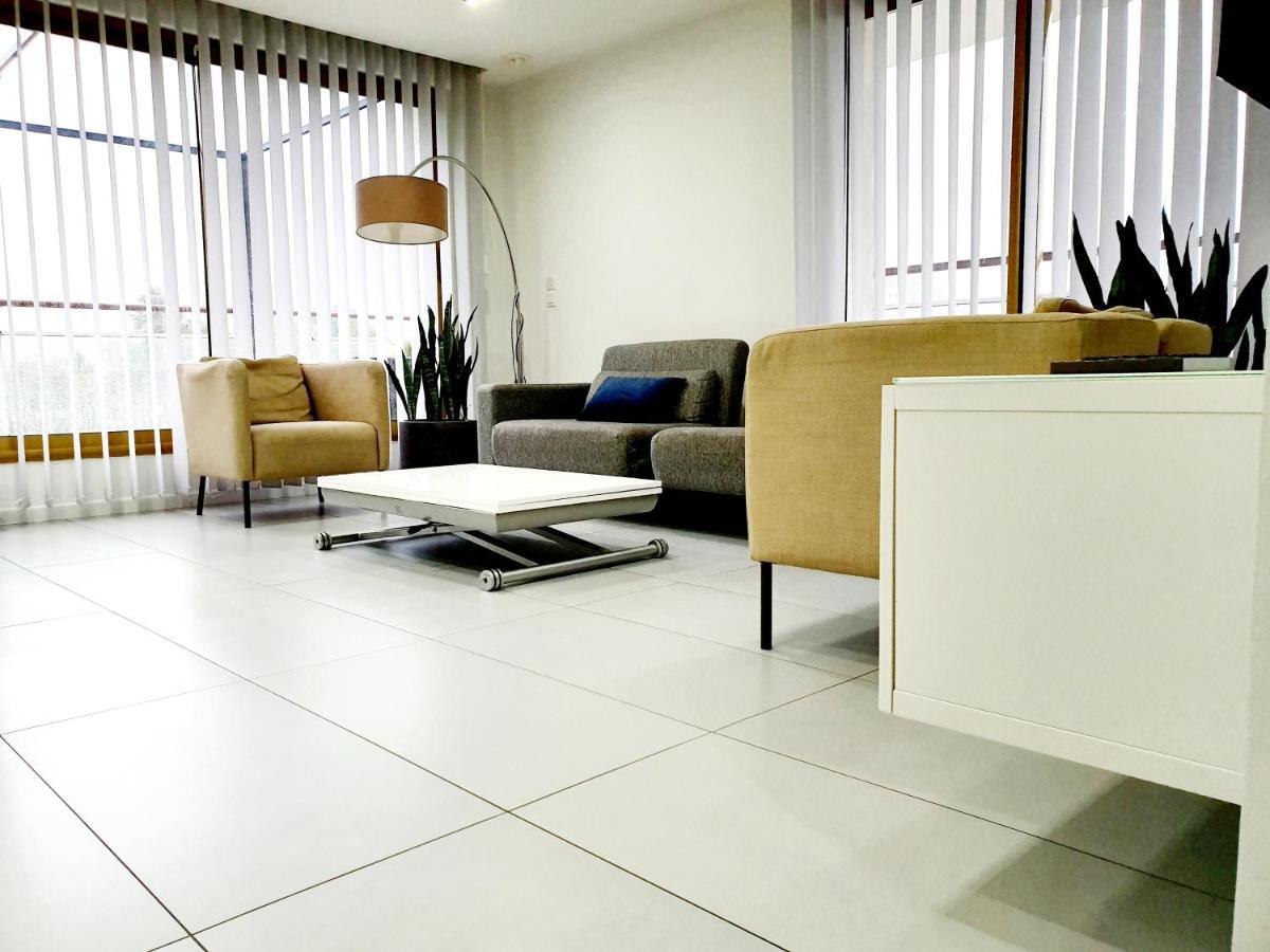 Appart'Hotel Luxapparts Besançon Esterno foto