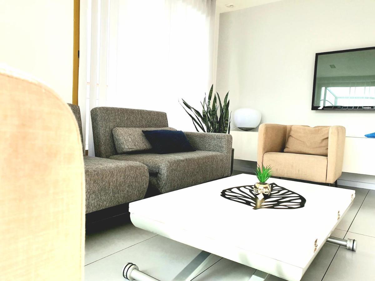 Appart'Hotel Luxapparts Besançon Esterno foto